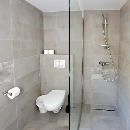 Guverna New Apartman