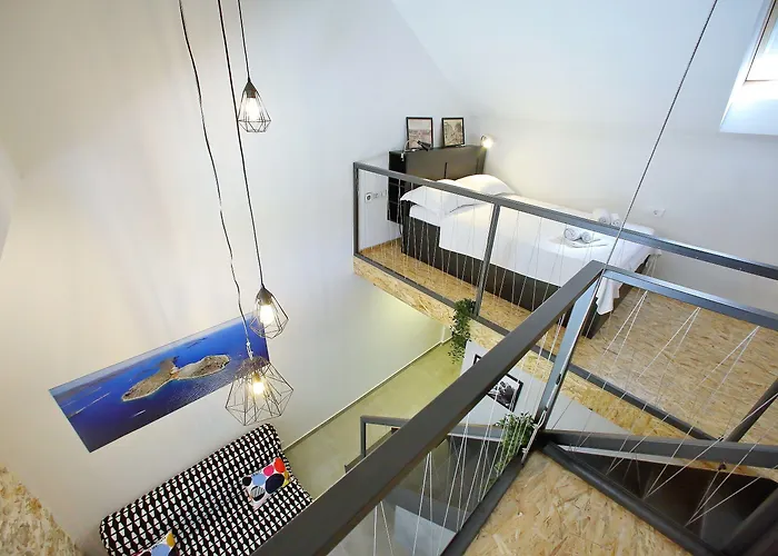 Guverna New Ζαντάρ