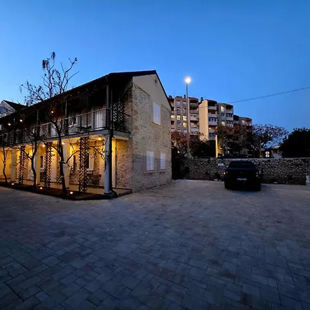 Apartment Guverna New Zadar
