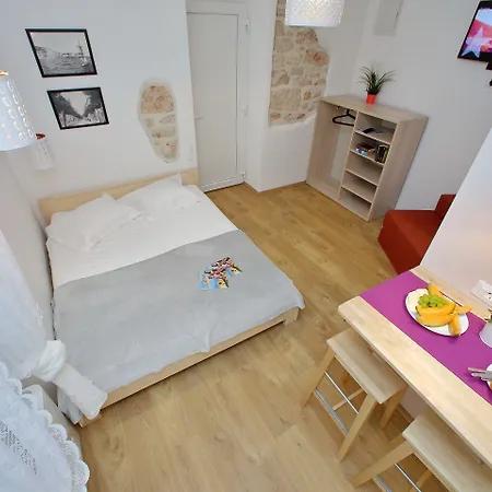 Guverna New דירה *