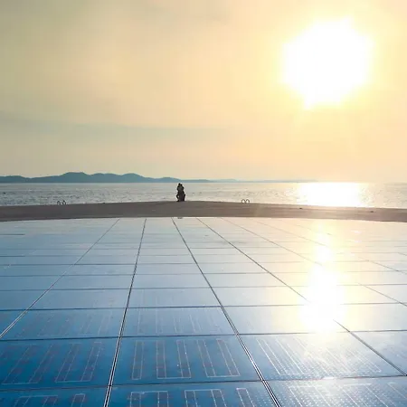 דירה Guverna New