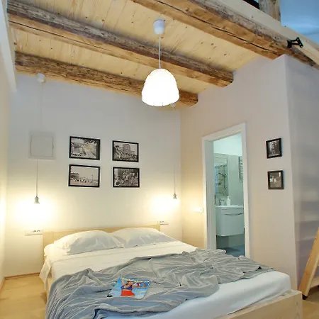 Guverna New זאדאר