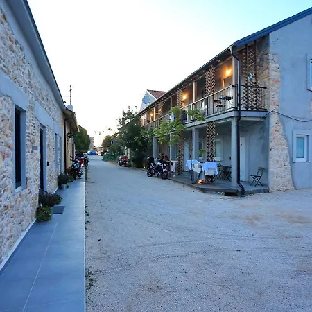 Guverna New City Daire *