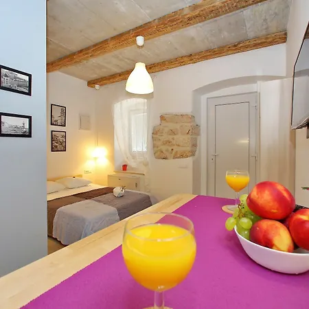 Guverna New Apartamento Zadar