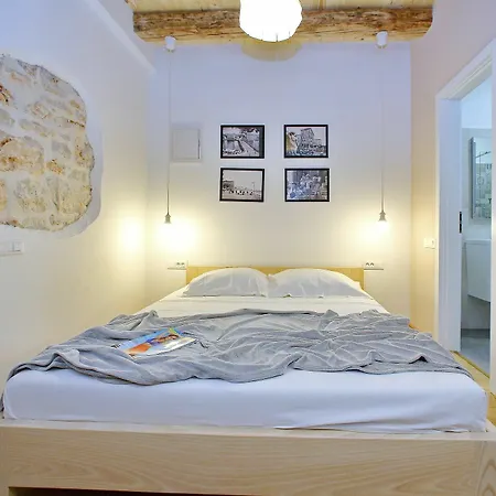 Guverna New Apartment