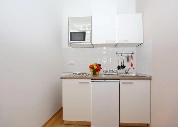 Appartement Guverna New *