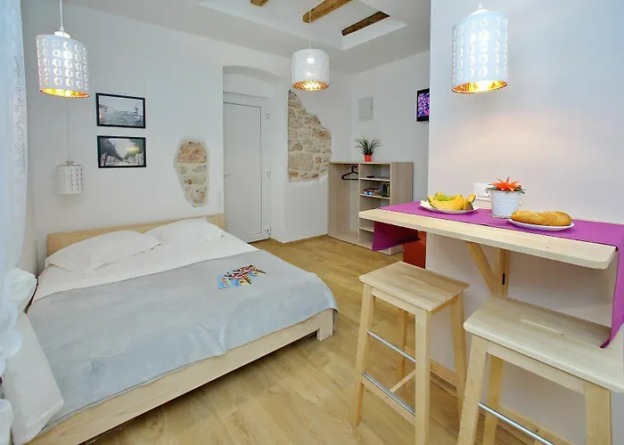 Guverna New Appartement *