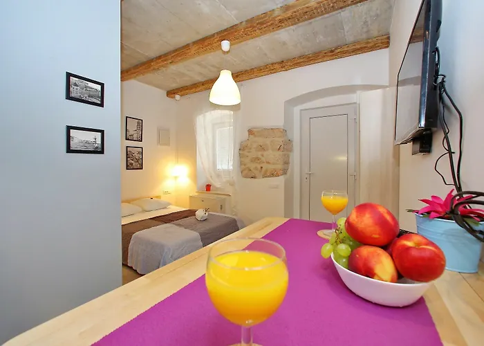 Guverna New Apartamento Zadar